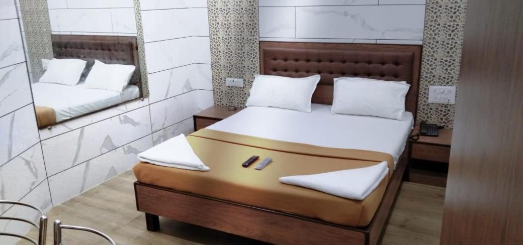 Hotel Royal Residency Mumbai Exterior photo